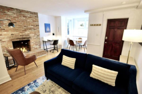 Quiet Escape in the Heart of the City - Street Parking